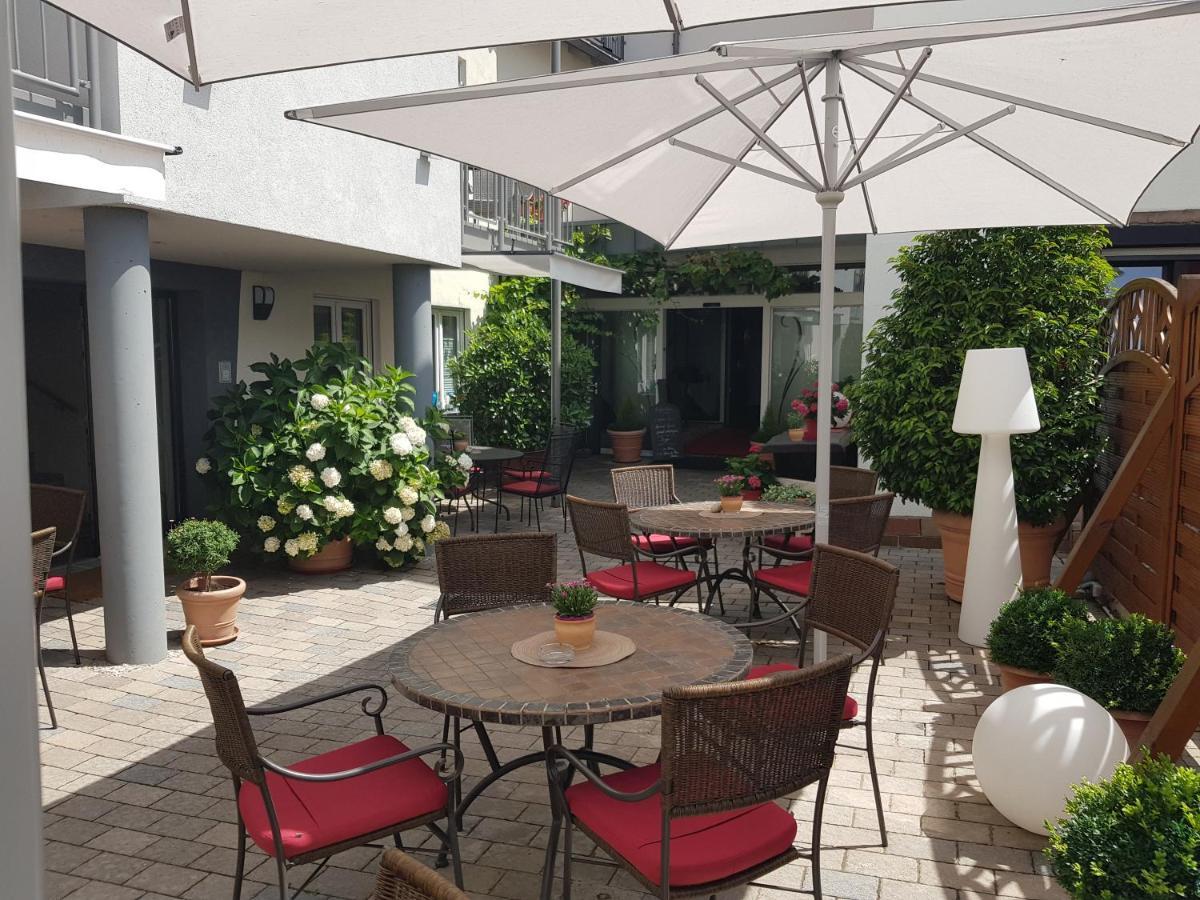 Hotel-Restaurant Pfaelzer Hof Edenkoben Eksteriør billede