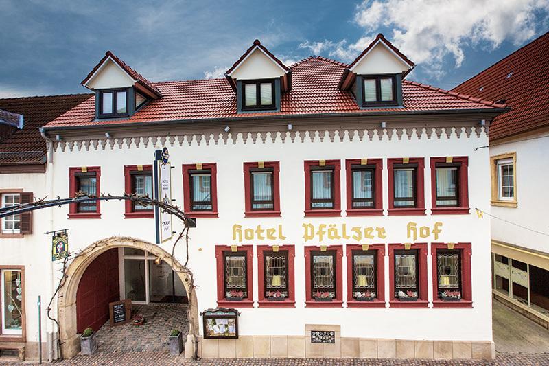 Hotel-Restaurant Pfaelzer Hof Edenkoben Eksteriør billede